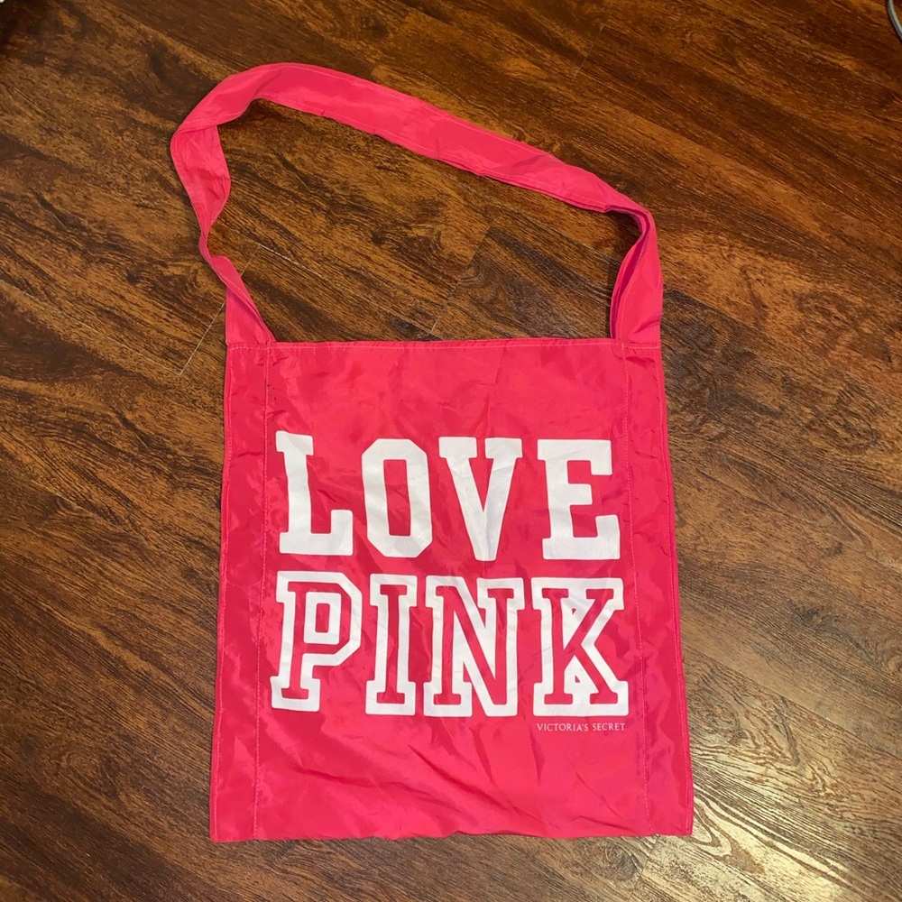 Pink Victoria’s Secret lightweight tote